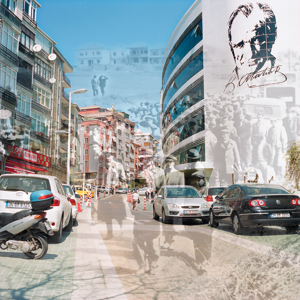 Kartal (Istanbul), Turquie. Palimpseste façonné à partir de mon image (2014) de la nouvelle annexe de la Mairie de Kartal et son environnement dans le quartier où se situait autrefois Cumhuriyet Meydani (Place de la République). L’image N&B montre une procession dans ce même quartier dans les années 1960 (archives de la Mairie de Kartal). A l’époque, l’endroit est vide de voitures et de constructions, sauf les maisons à un étage qui commencent à émerger sur le haut de la colline. Le quartier, aujourd’hui encombré d’immeubles et de voitures, illustre l’un des indices d’une ville qui se modernise : l’hégémonie de la voiture dans l’espace public.
..................................
Kartal (Istanbul), Turkey. Palimpsest fashioned from my image of the new City Hall annex and its neighborhood (2014). The older B&W picture from the 1960s (courtesy the Kartal Mayor’s Office) shows a funeral procession through this same neighborhood. This area is at that time undeveloped, but a few one-story homes are beginning to appear at the top of the hill. The neighborhood, now congested with buildings and cars, illustrates one sign of a modernizing city: automobiles exercise hegemony over pedestrians.