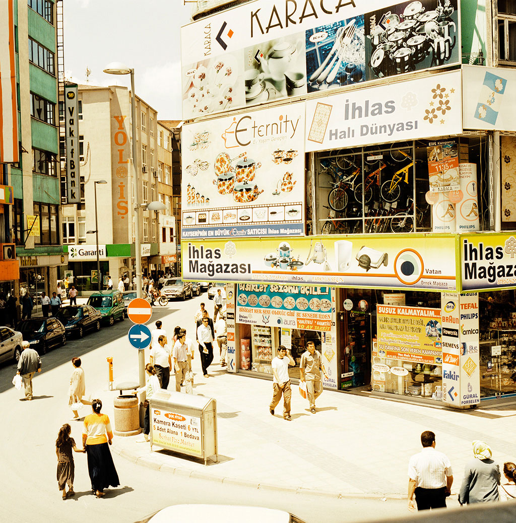 16-Kayseri,-rue-commerçante-2007--copy2